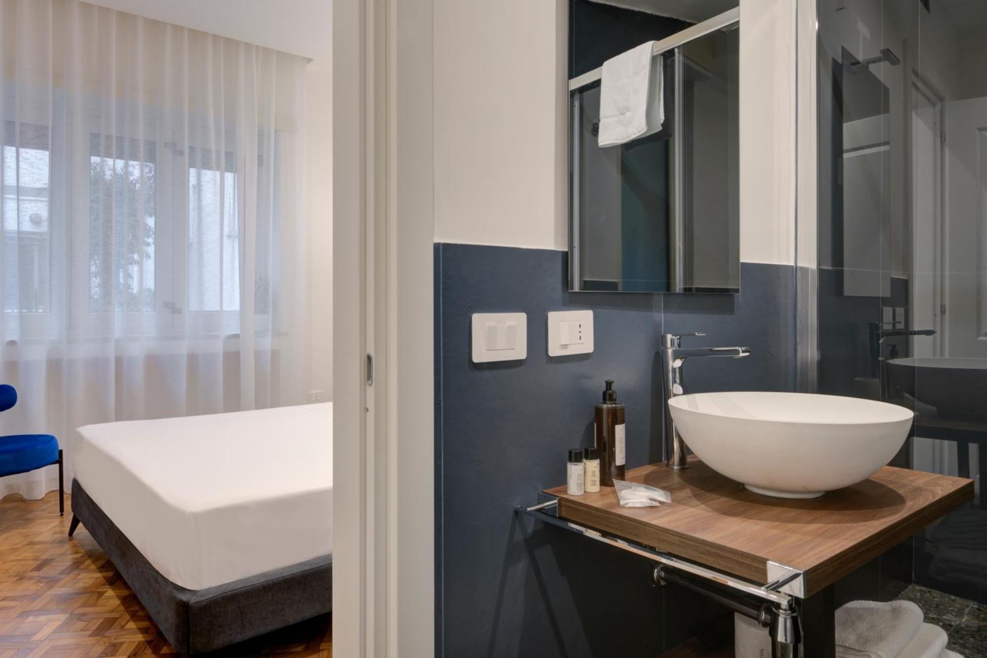 Well Suites - Piazza Dei Martiri Νάπολη Εξωτερικό φωτογραφία